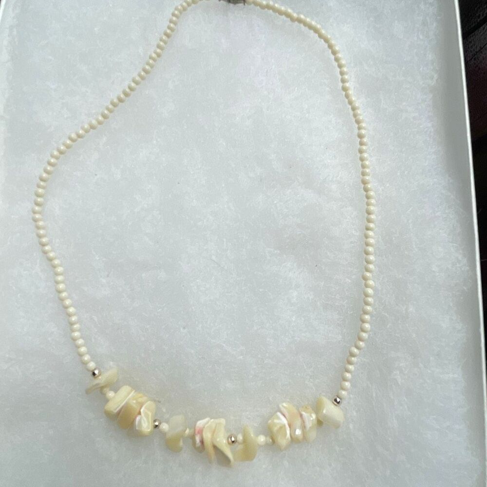 Vintage Mother of Pearl beaded choker.
